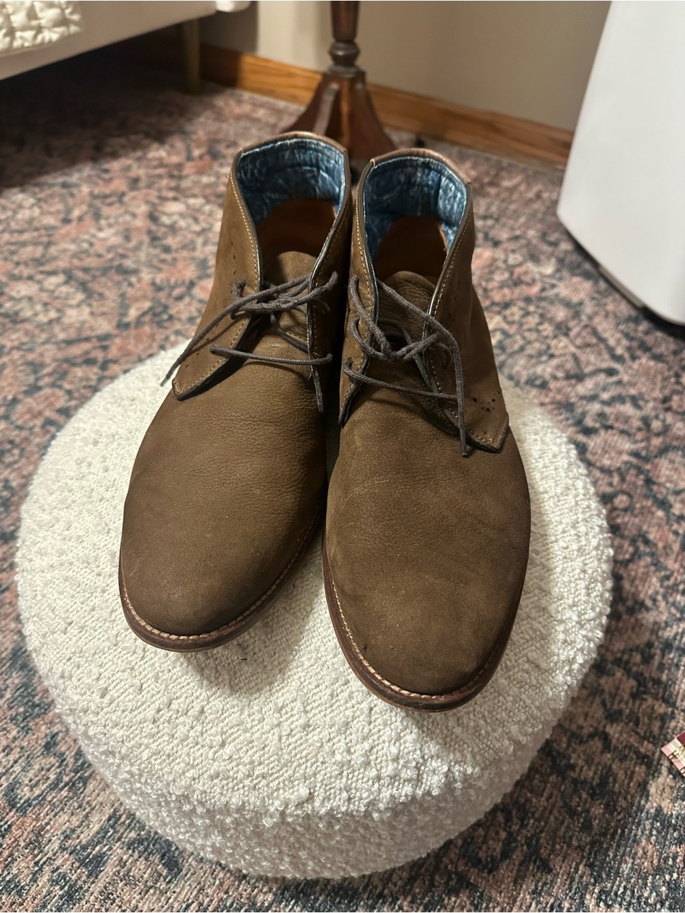 Johnston & Murphy Men's Brown Suede Chukka Boots
